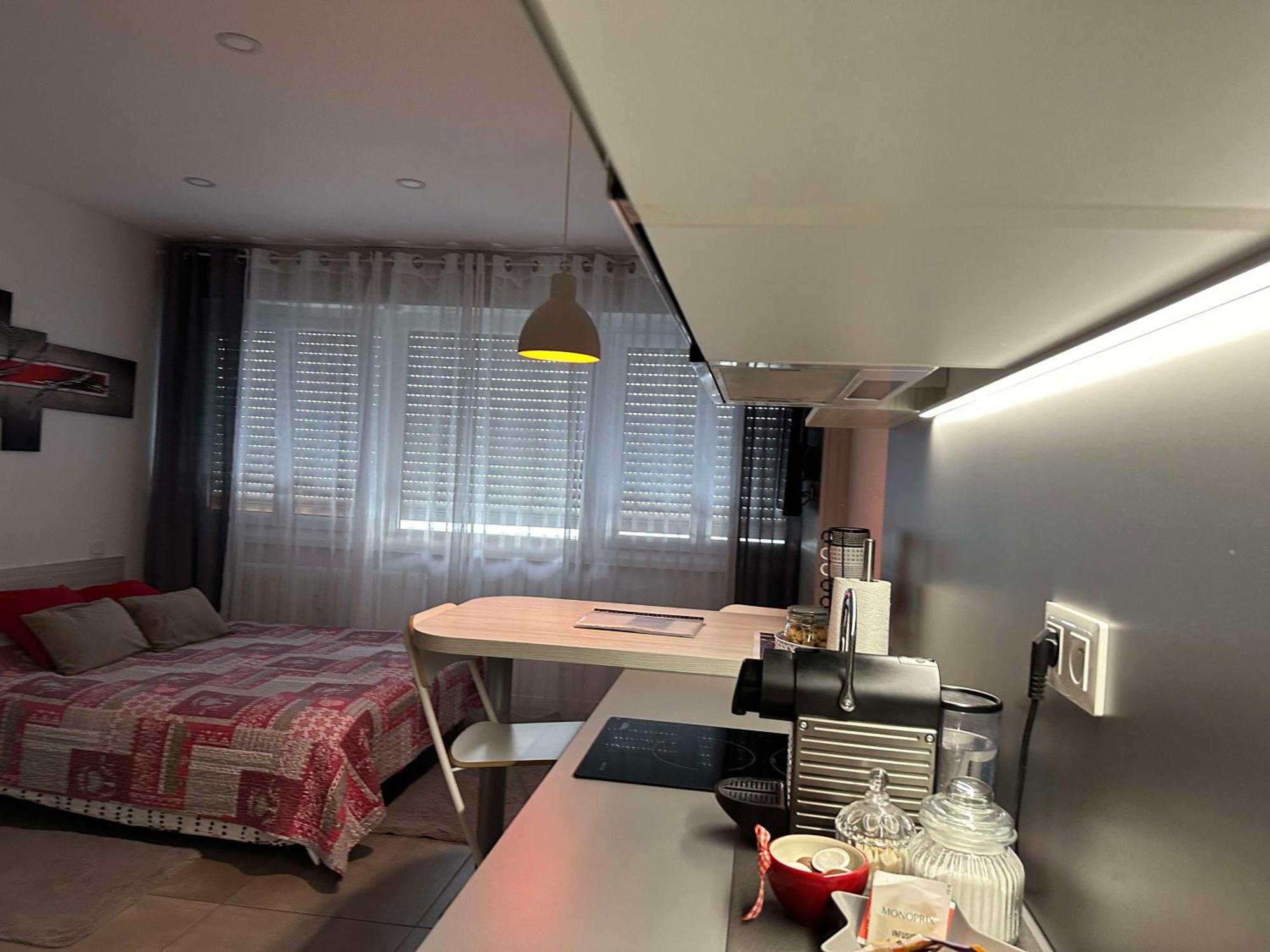 Djokovic'S Apartment Colmar Luaran gambar