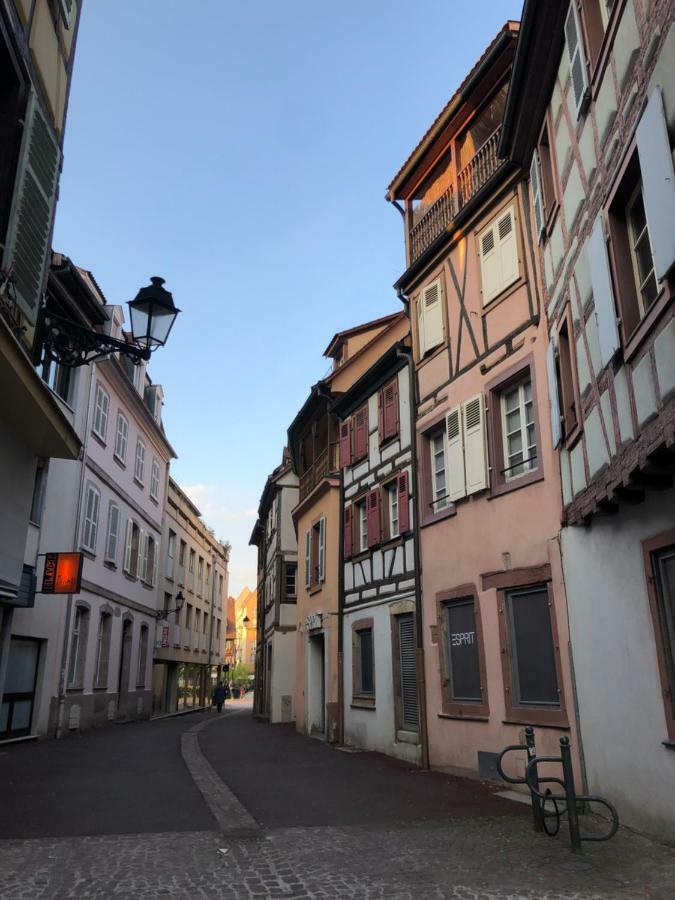 Djokovic'S Apartment Colmar Luaran gambar